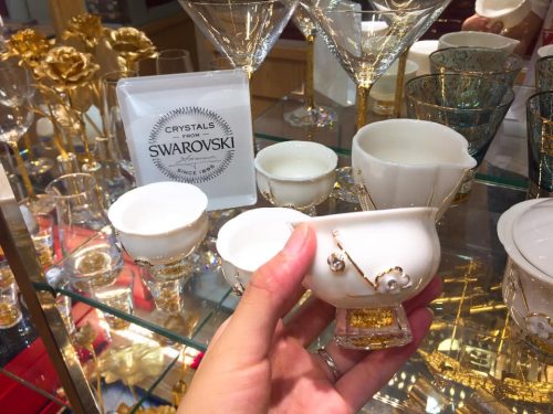 Bộ trà pha lê Swarovski sứ đúc vàng