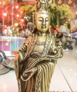 Tượng Phật Bà Đứng Cầm Gậy Như Ý