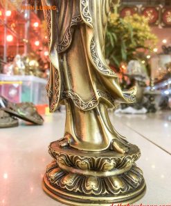 Tượng Phật Bà Quan Thế Âm Đứng Đài Sen Cầm Gậy Như Ý