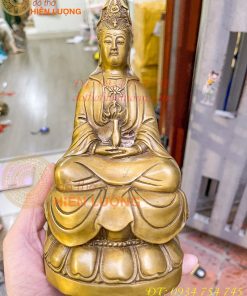 Tượng Phật bà ngồi đài sen bằng đồng