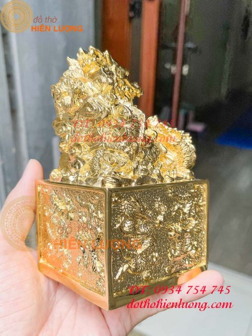 Ấn mạ vàng tại Hà Nội