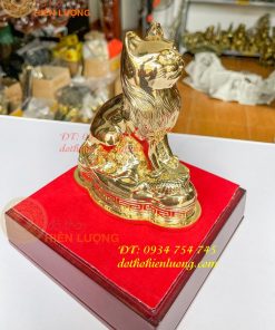 Tượng mèo bằng đồng mạ vàng 24K
