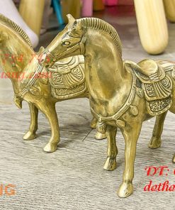 Đôi ngựa bằng đồng thờ cúng