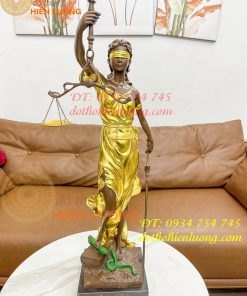Tượng nữ thần công lý decor bằng đồng