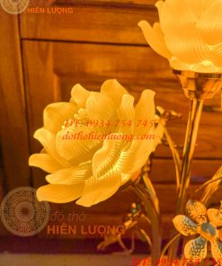 Đèn led hoa sen cao 60cm 5 bông