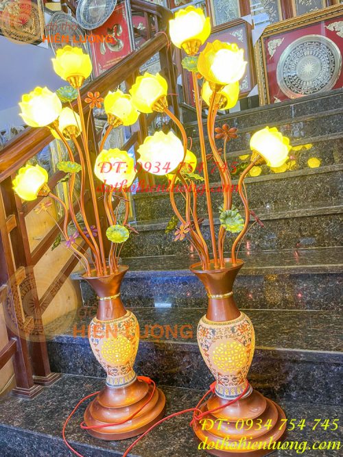 Đèn led hoa sen 7 bông cao 100cm thờ phật