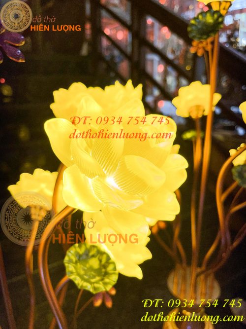 Đèn led hoa sen 9 bông cao 110cm thờ phật