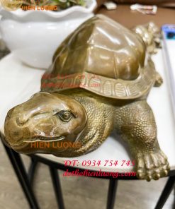 Tượng rùa bằng đồng màu nâu phong thủy