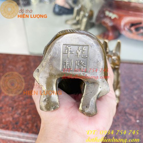 Đôi tượng chó bằng đồng phong thủy cao 19cm