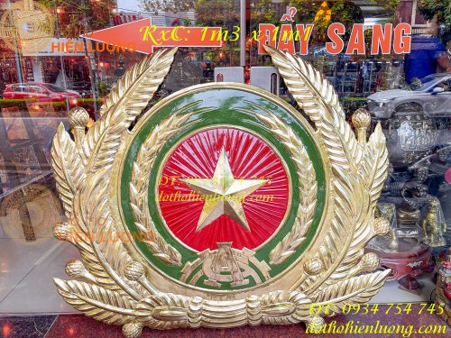 Logo huy hiệu công an bằng đồng gò tay