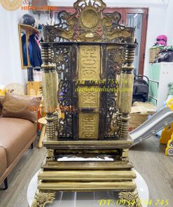 Ngai thờ, bài vị bằng đồng màu hun giả cổ