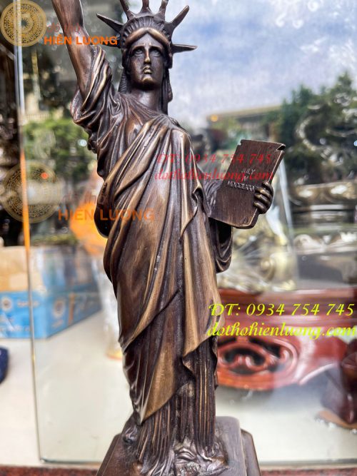 Tượng nữ thần tự do bằng đồng cao 50cm