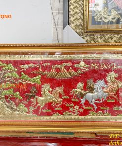 Tranh mã đáo thành công nền đỏ bằng đồng 50x100cm