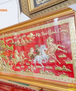 Tranh mã đáo thành công nền đỏ bằng đồng 50x100cm