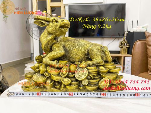 Tượng trâu bệ tiền bằng đồng phong thủy cỡ đại