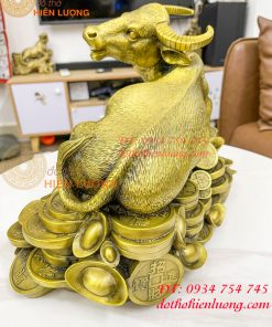 Tượng trâu bệ tiền bằng đồng phong thủy cỡ đại