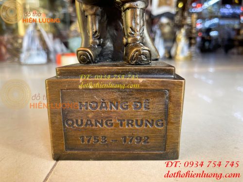 Tượng quan trung bằng đồng cao 30cm