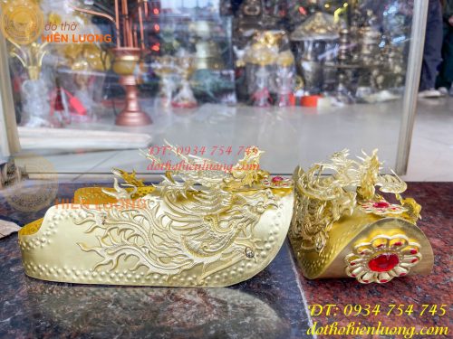 Bộ mũ hia quan bằng đồng cho bà dâng đền, thờ cúng