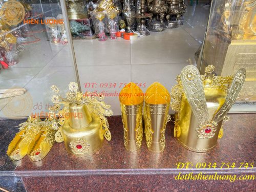 Mũ hài hia quan bằng đồng cho ông bà dâng đền