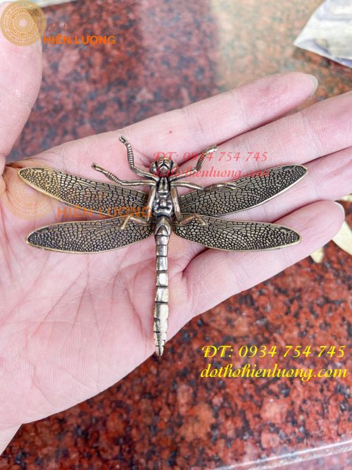 Chuồn chuồn bằng đồng phong thủy