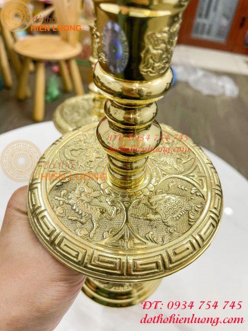 Đôi chân nến bằng đồng cao 25cm thờ cúng