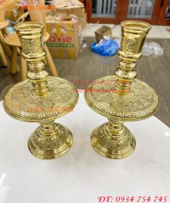 Đôi chân nến bằng đồng cao 25cm thờ cúng