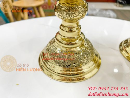 Đôi chân nến bằng đồng cao 25cm thờ cúng