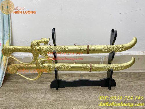Kiếm thờ bằng đồng kèm giá đỡ gõ 2 tầng