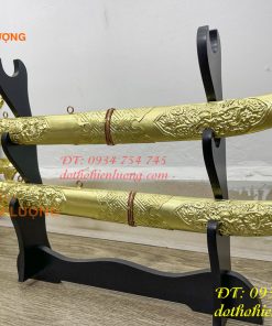 Kiếm thờ bằng đồng kèm giá đỡ gõ 2 tầng