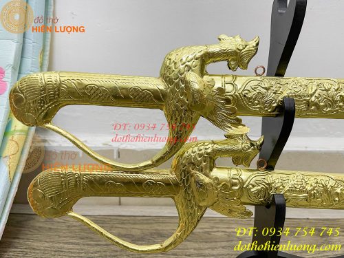 Kiếm thờ bằng đồng kèm giá đỡ gõ 2 tầng