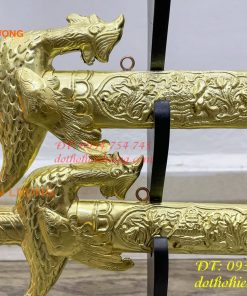 Kiếm thờ bằng đồng kèm giá đỡ gõ 2 tầng