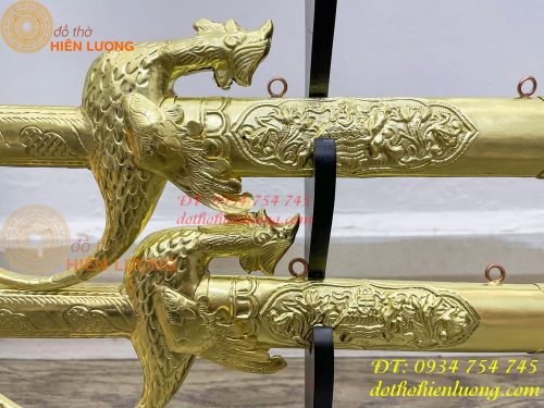 Kiếm thờ bằng đồng kèm giá đỡ gõ 2 tầng