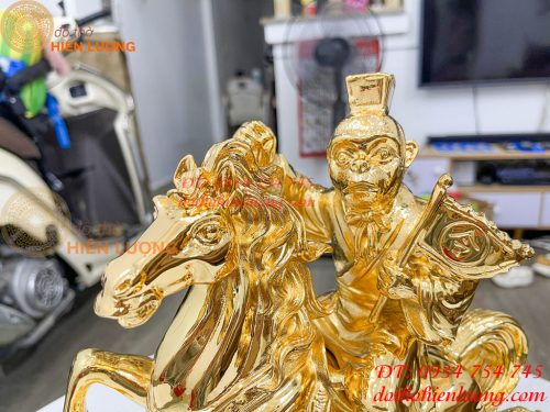 Tượng mã phong hầu mạ vàng 24K