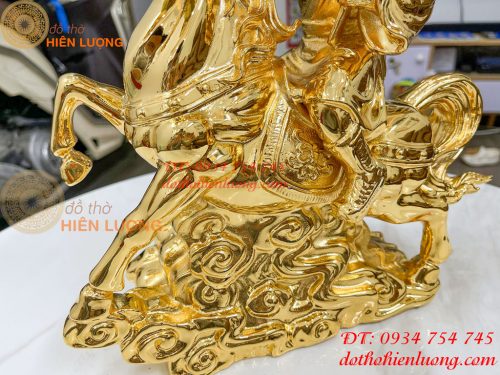 Tượng mã phong hầu mạ vàng 24K