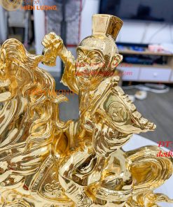 Tượng mã phong hầu mạ vàng 24K