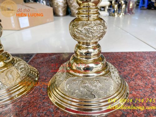 Đôi chân nến bằng đồng số 4 vĩnh tiến cao 48cm thờ cúng