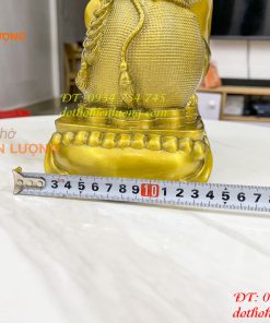 Tượng khỉ ôm túi tiền bằng đồng phong thủy cao 27cm