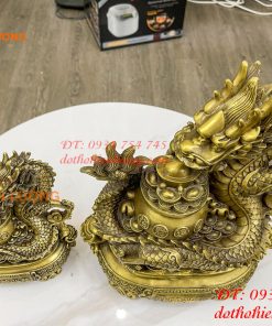 Tượng rồng cuộn hũ vàng bằng đồng phong thủy