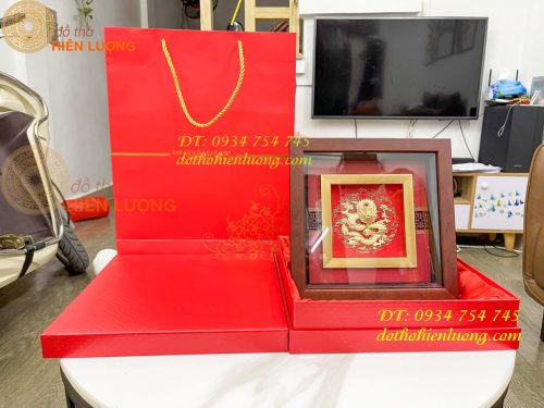 Tranh rồng nhả ngọc bằng vàng lá 24K