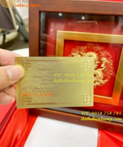 Tranh rồng nhả ngọc bằng vàng lá 24K