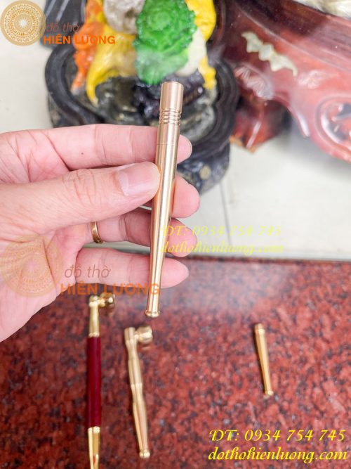 Tẩu hút thuốc bằng đồng cỡ bé