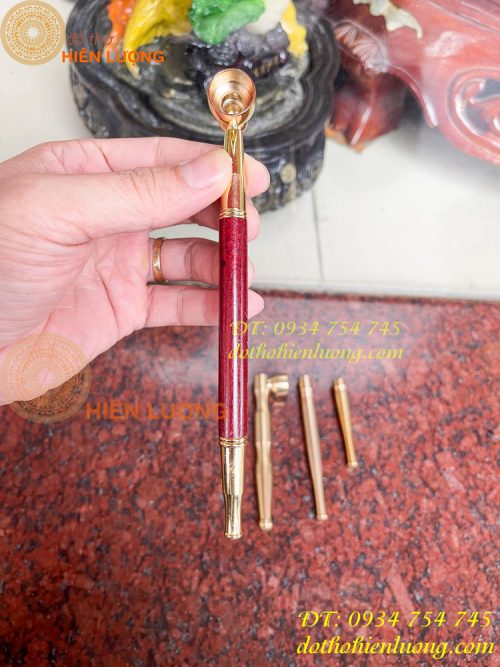 Tẩu hút thuốc bằng đồng cỡ bé