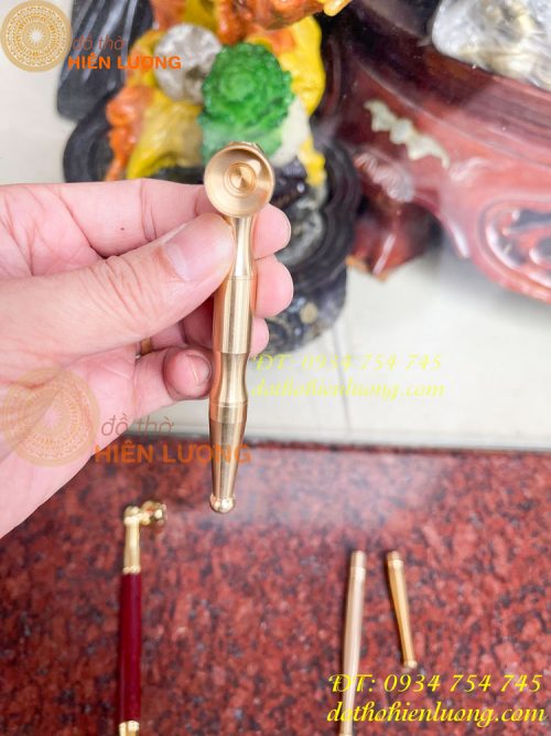 Tẩu hút thuốc bằng đồng cỡ bé