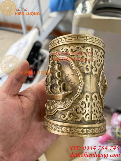 Ống Đựng Bút Thuận Buồm Xuôi Gió Bằng Đồng