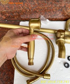 Bộ vòi tắm hoa sen đứng bằng đồng