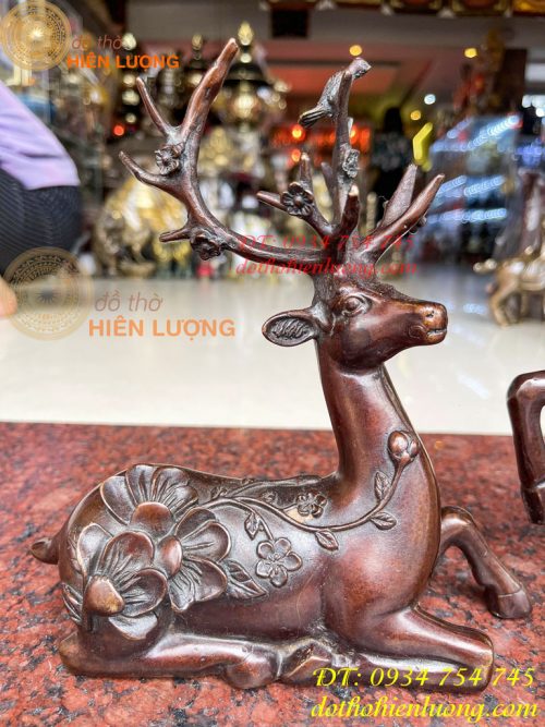 Đôi hươu hoa mai bằng đồng phong thủy
