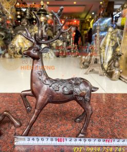 Đôi hươu hoa mai bằng đồng phong thủy