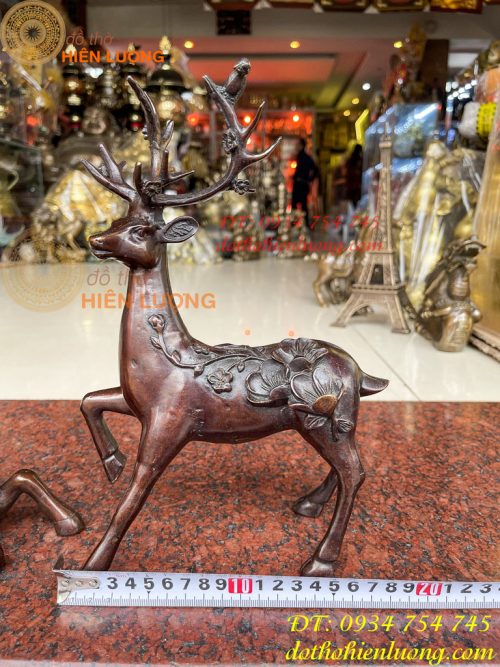 Đôi hươu hoa mai bằng đồng phong thủy