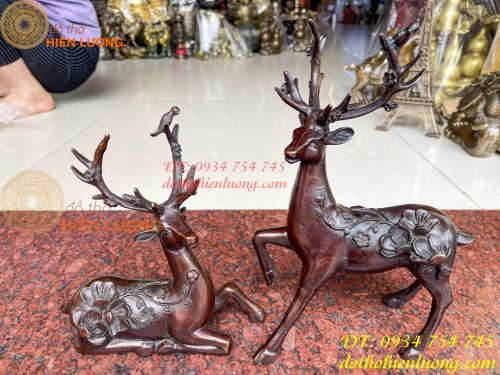 Đôi hươu hoa mai bằng đồng phong thủy