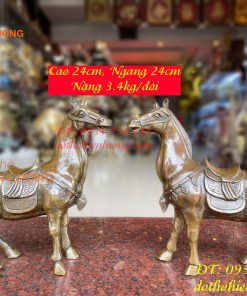 Đôi ngựa bằng đồng cao 24cm màu hun giả cổ